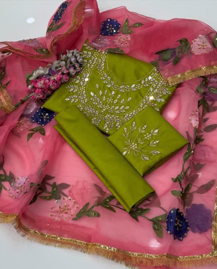 Paint 🎨 Beads Work &nbsp;Organza Duppata&nbsp; 3 PC Dress 👗