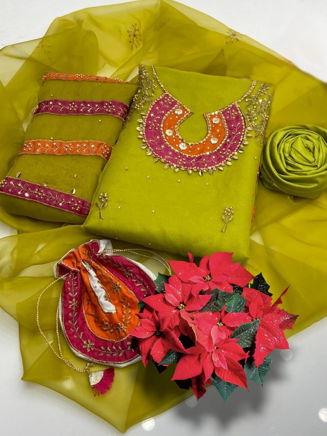 😍🔥 NEW Wedding & Partywear 04-Piece Collection – 2K25🔥😍